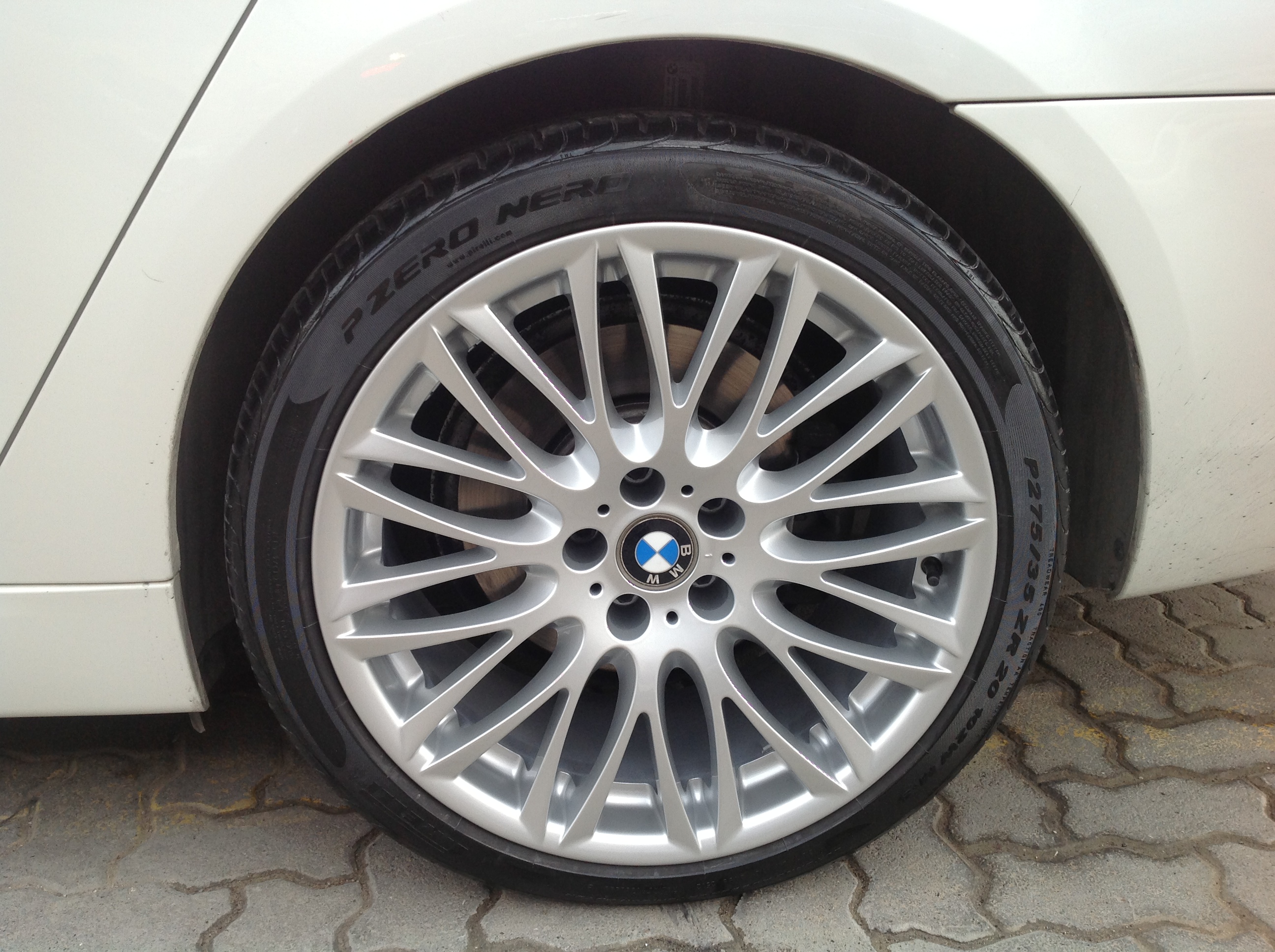 7 series (3) WheelFix Dubai a premier auto body shop and rim