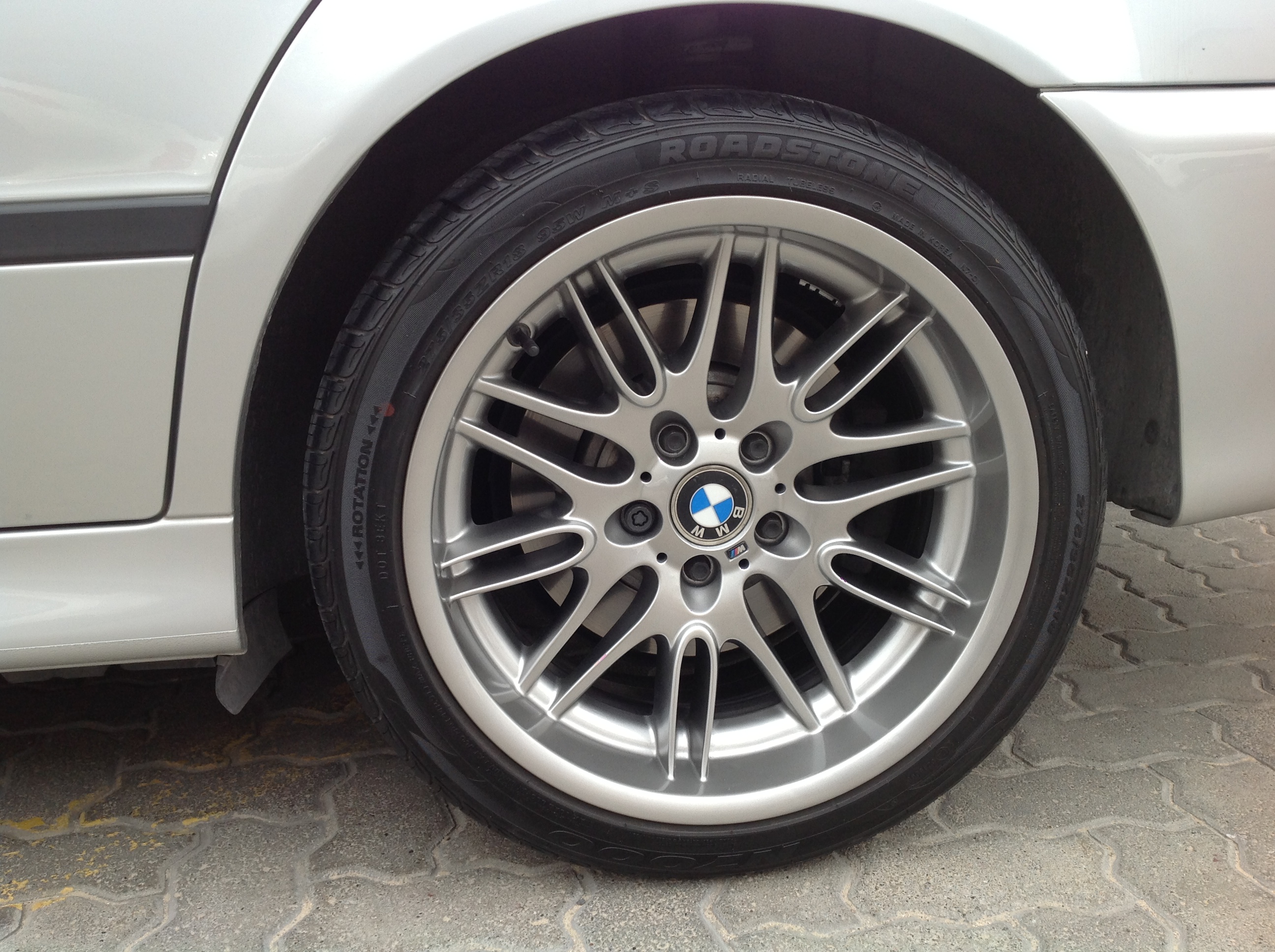 Restored BMW M5 Wheel