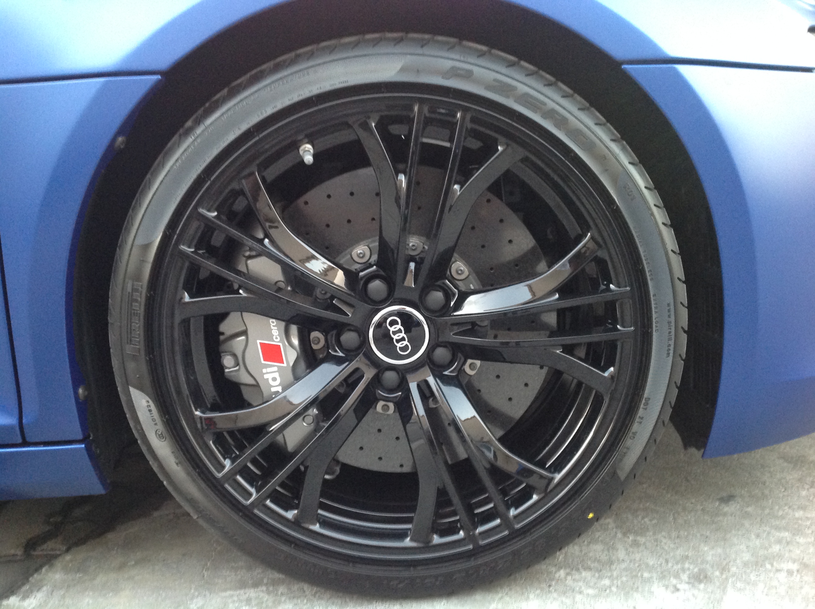 R8 (2)